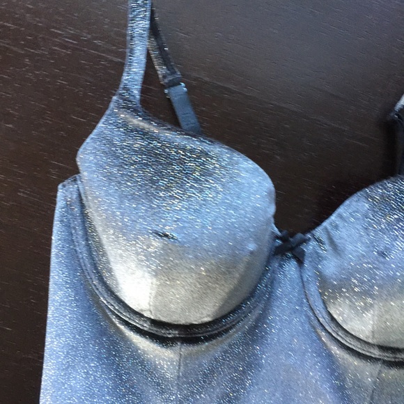 34C Victoria Secret velvet logo black glitter bra - Picture 5 of 9